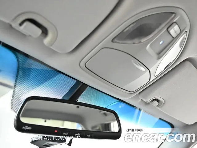 Hyundai Санта Фе 2012 thumb 11