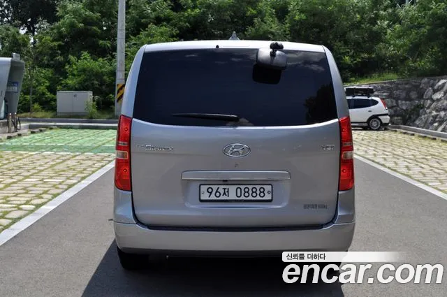 Hyundai Staria 2019 thumb 8
