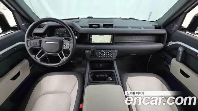 Land Rover Defender 2024 thumb 6