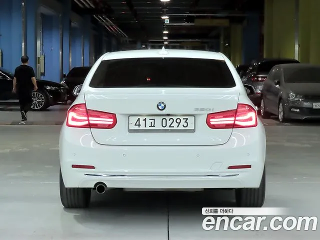 BMW 3 серии 2016 thumb 3