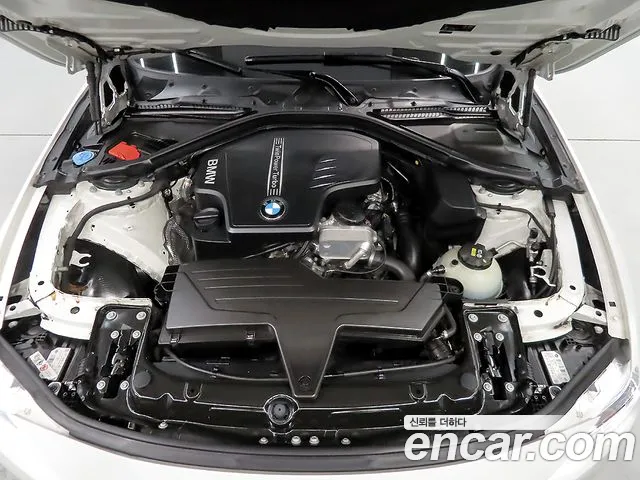 BMW 3 серии 2016 thumb 11