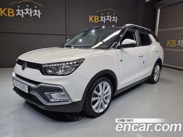 KGM Tivoli Air 2016 thumb 11