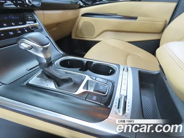 Kia Carnival 2021 thumb 4