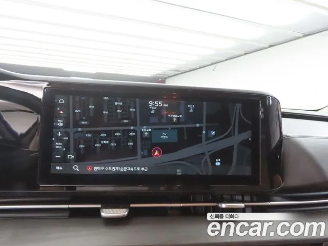 Kia Carnival 2021 thumb 7