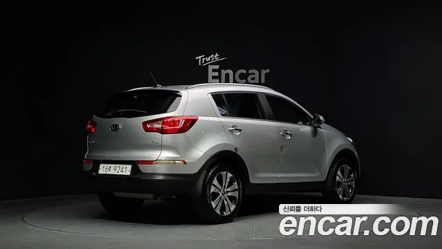 Kia Sportage 2010 thumb 4