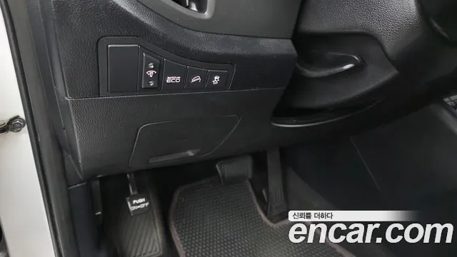 Kia Sportage 2010 thumb 10