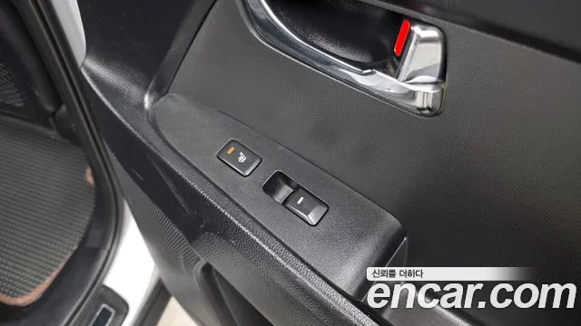 Kia Sportage 2010 thumb 12