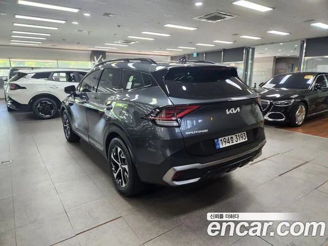 Kia Hybrid 2022 thumb 2