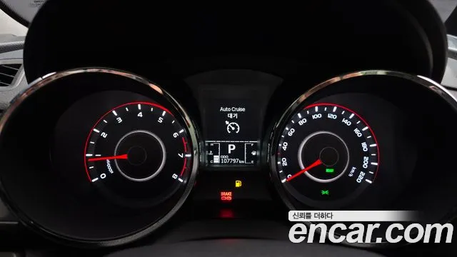 KGM Tivoli 2015 thumb 6