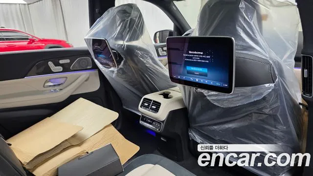 Mercedes-Benz GLS 2026 thumb 3