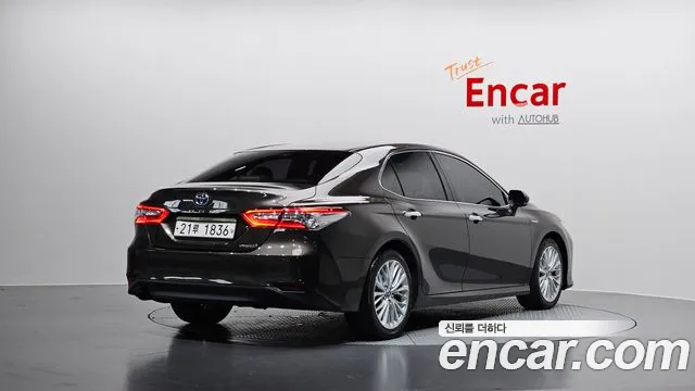 Toyota Camry 2018 thumb 12