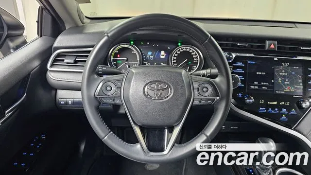 Toyota Camry 2018 thumb 3