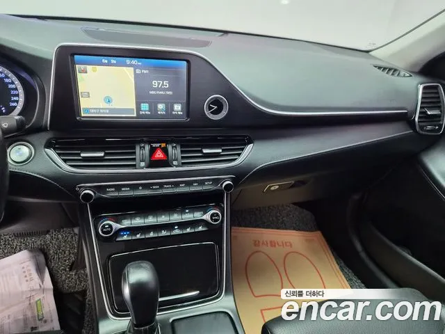 Hyundai Grandeur 2017 thumb 9