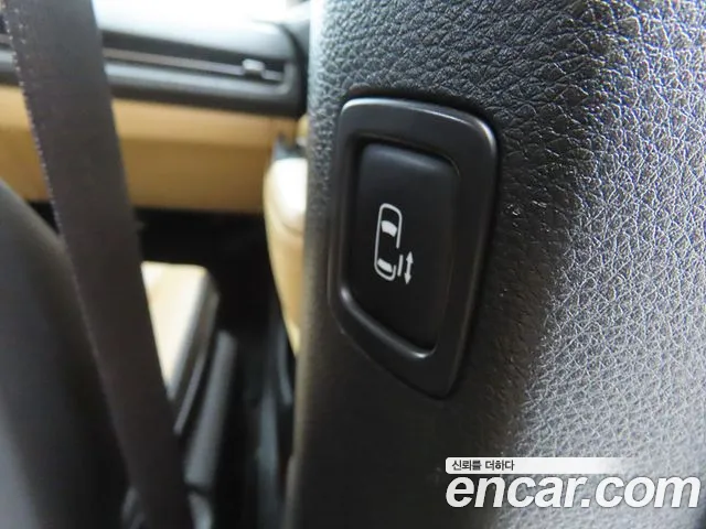 Kia Carnival 2021 thumb 12