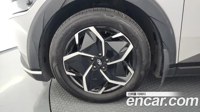 Hyundai Ioniq5 2022 thumb 2