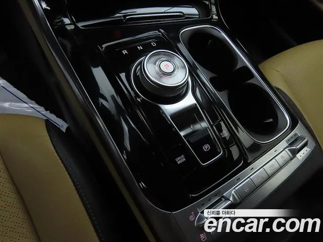 Kia Carnival 2020 thumb 8