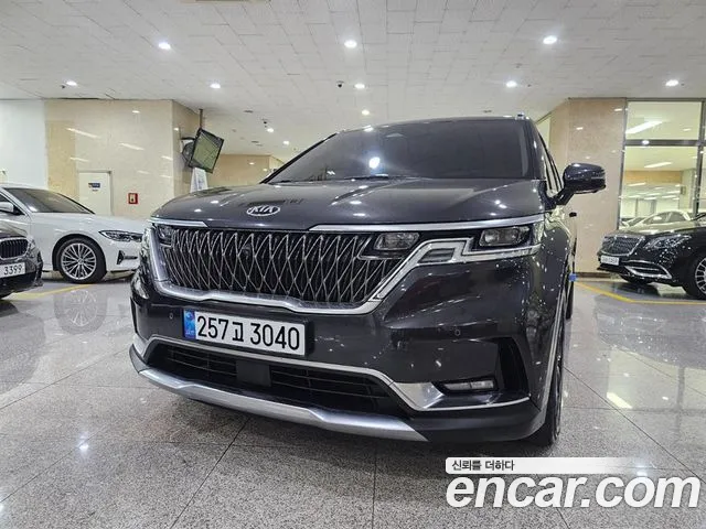 Kia Carnival 2020 thumb 4