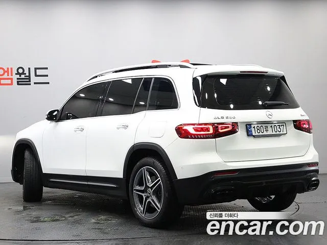 Mercedes-Benz GLB 2023 thumb 4