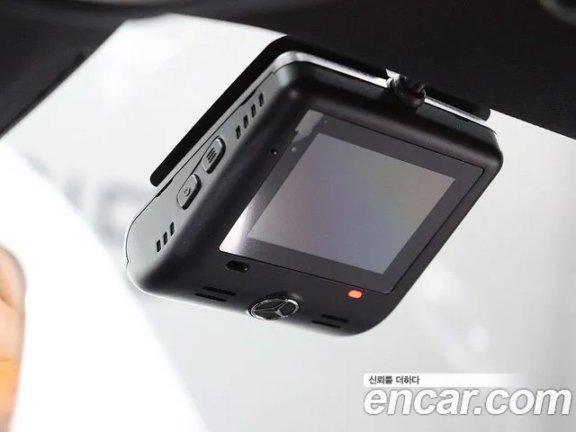 Mercedes-Benz GLB 2023 thumb 7