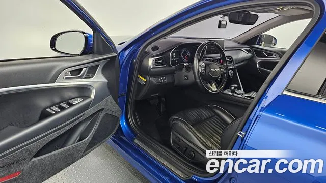 Genesis G70 2018 thumb 2