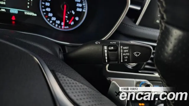 Genesis G70 2018 thumb 10