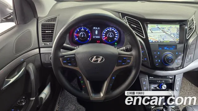 Hyundai i40 2016 thumb 6