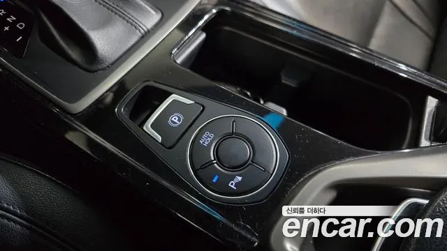 Hyundai i40 2016 thumb 2