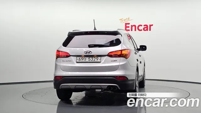 Hyundai DM 2012 thumb 9