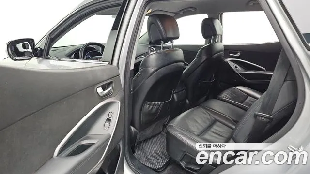 Hyundai DM 2012 thumb 2