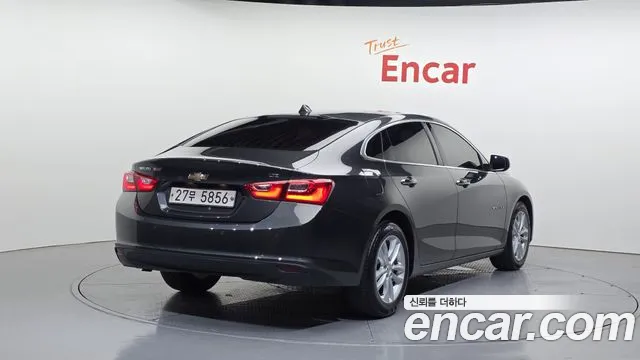 Chevrolet Malibu 2018 thumb 2
