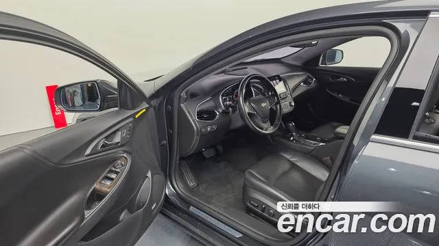Chevrolet Malibu 2018 thumb 10