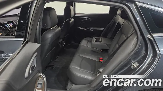 Chevrolet Malibu 2018 thumb 12