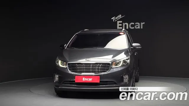 Kia Carnival 2014 thumb 8