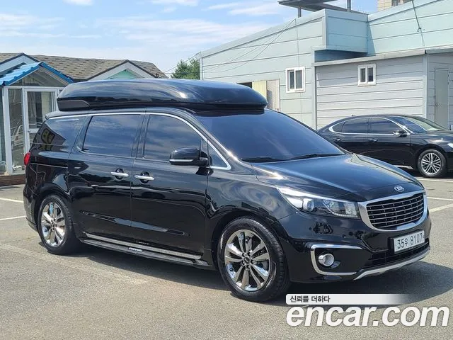 Kia Carnival 2015 thumb 2