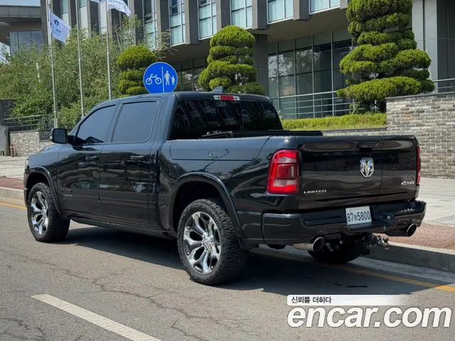 Dodge RAM 2020 thumb 2
