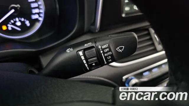 Hyundai Grandeur 2017 thumb 9