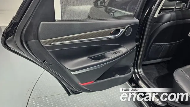 Hyundai Grandeur 2017 thumb 4