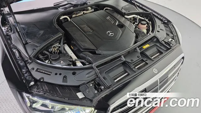 Mercedes-Benz S-Class 2021 thumb 9