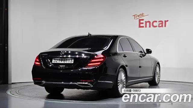 Mercedes-Benz S-Class 2019 thumb 9