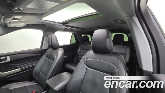Ford Explorer 2021 thumb 6