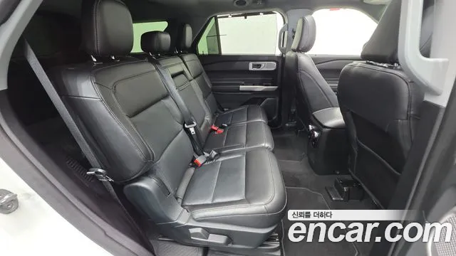 Ford Explorer 2021 thumb 2