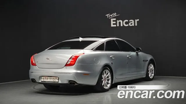 Jaguar XJ 2014 thumb 4