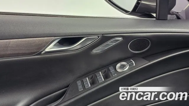 Genesis G80 2020 thumb 11