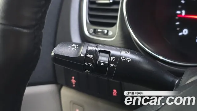 Kia Carnival 2020 thumb 6