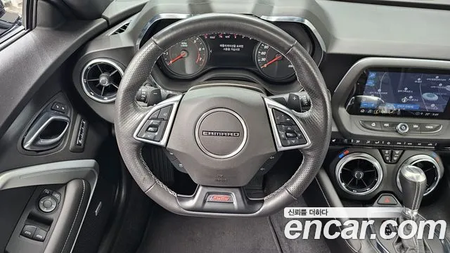 Chevrolet Camaro 2021 thumb 4