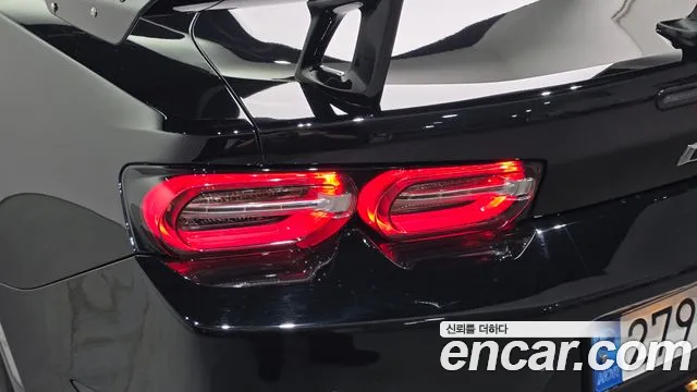 Chevrolet Camaro 2021 thumb 2