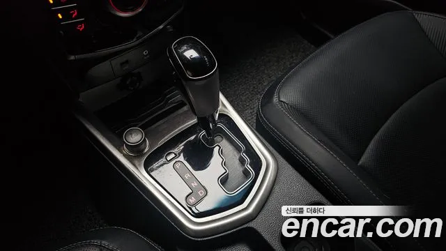 KGM Tivoli 2015 thumb 12