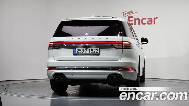 Lincoln Aviator 2021 thumb 9