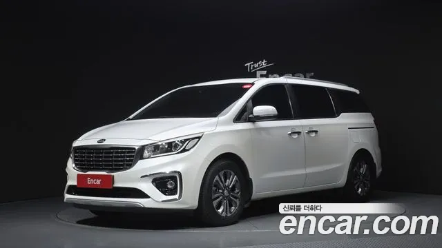 Kia Carnival 2019 thumb 2