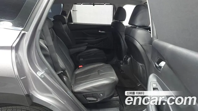 Hyundai Santa Fe 2022 thumb 2